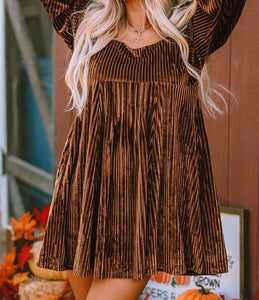 Tie back velvet dress