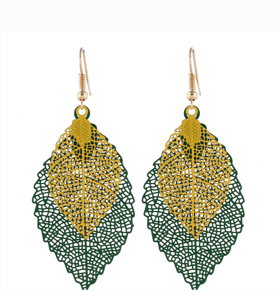 Double leaves earrings
